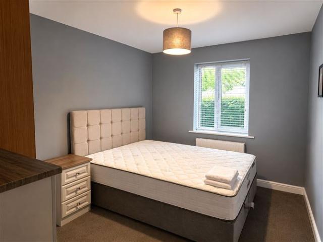 2,800 / month | 143 Bracken Hill, Blackglen Road, Dublin 18 Ed Dempsey & Associates 5002 MyHome. Ie Lettings