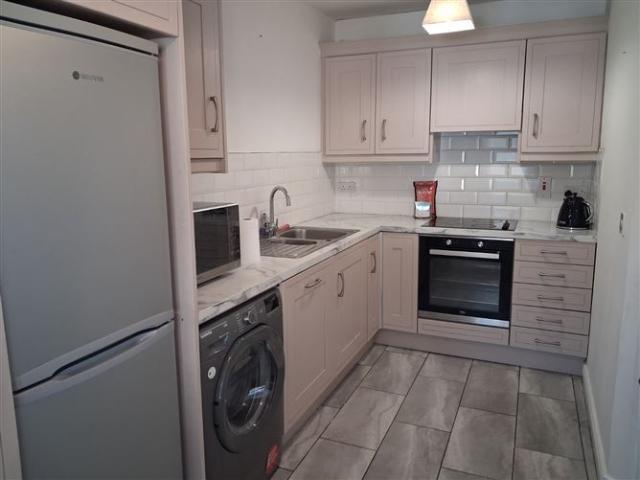 2,800 / month | 38 Holywell Glen, Swords, Co. Dublin DNG McKenna Healy 5007 MyHome. Ie Lettings