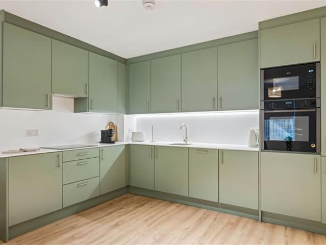 2,800 / month | Apt 1, 64 Mountjoy Square, Dublin 1 Hopkins Ward Estate Agents 5015 MyHome. Ie Lettings