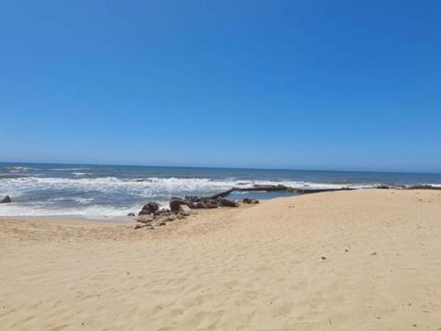 2 833 m² Land available in Palm Beach