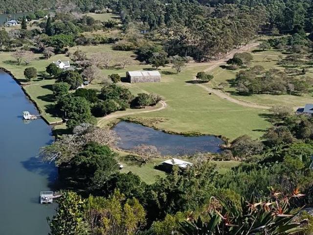 2.8 ha Land available in Kwelera