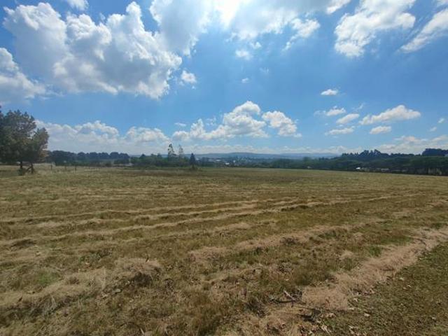 2.8 ha Land available in Sakabula Golf & Country Estate