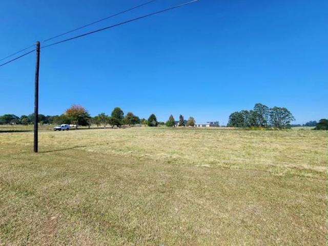 2.8 ha Land available in Sakabula Golf & Country Estate