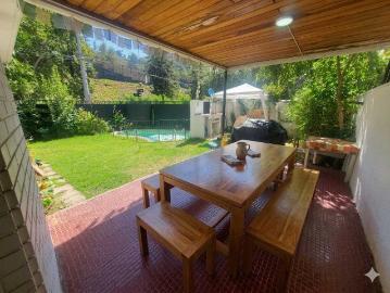 $ 2.950.000 Casa en Arriendo en Santiago 5 dormitorios 3 baños / Kutt Property