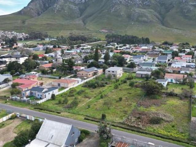 2 954 m² Land available in Kleinmond