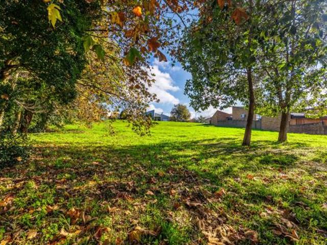 2 969 m² Land available in Aurora
