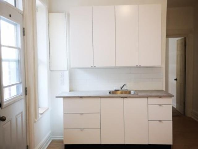 2 975 Rue St André, Montréal Ville Marie, QC, H2L 3S4 lease for lease | Listing ID 27393 | Royal LePage