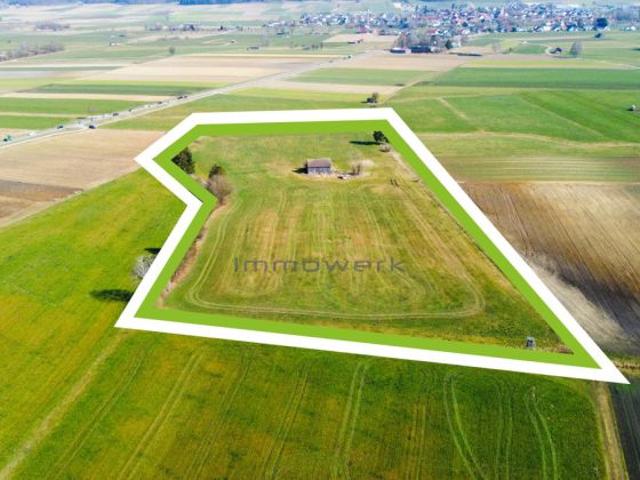 2,97 ha Dauergrünland vor Unterroth