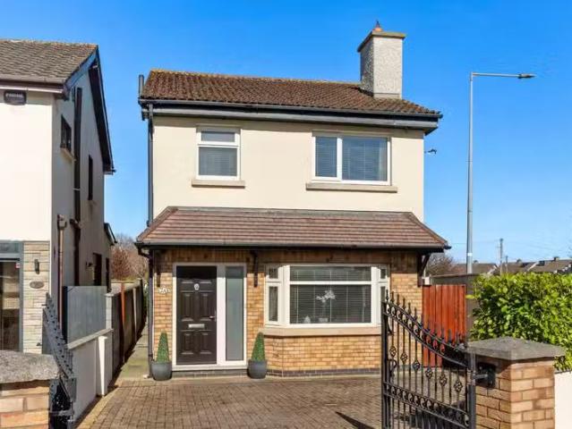 2A Broadford Rise, Ballinteer, Dublin 16, D16F229 is for sale