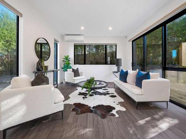 2A Marina Road, Torbay, North Shore City