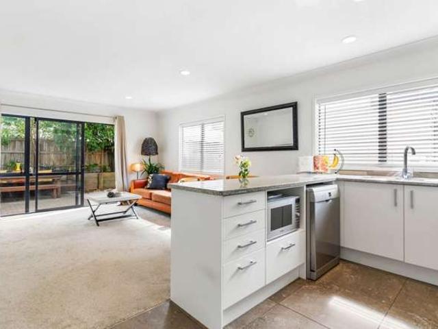 2B/15 Harrison Road, Mt Wellington, Auckland City