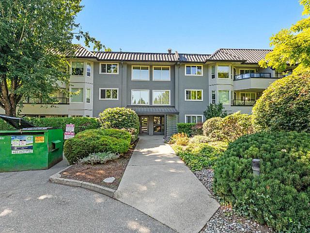 2bed/1bath 905sq.ft Condo In Central Abbotsford
