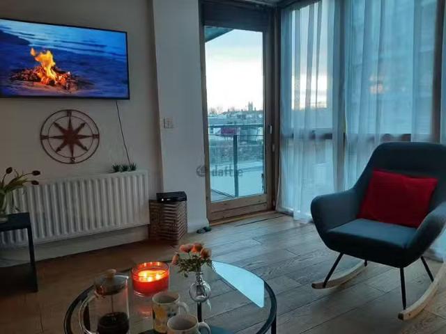 2Bed/2Bath Apartment, The Gasworks, Dublin 4, Grand Canal Dock.