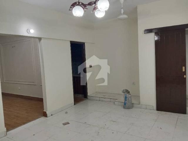 2bed dd for rent