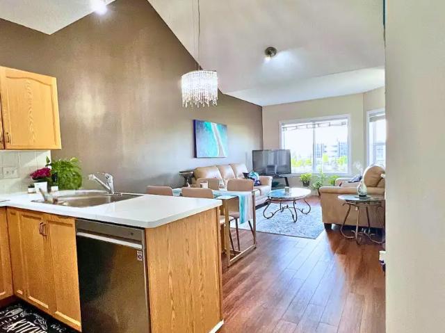 2Bed 2Bath Condo Mayland Heights,Heated Underground Parking, Heat&Water included