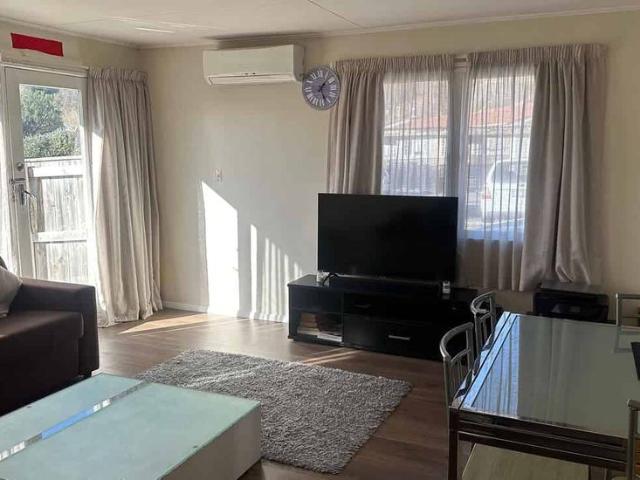 2BR Flat in Nelson South!