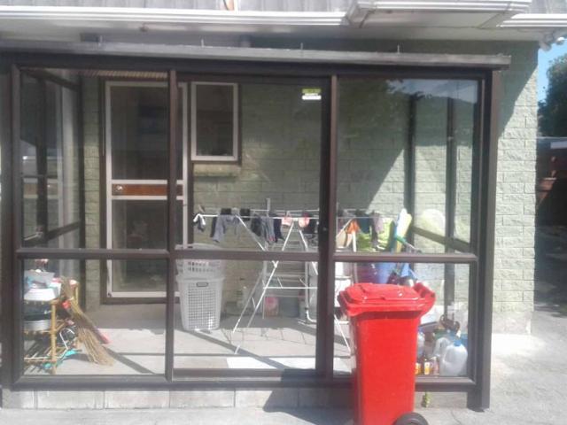 2brm townhouse in Trentham first viewing mid Sep