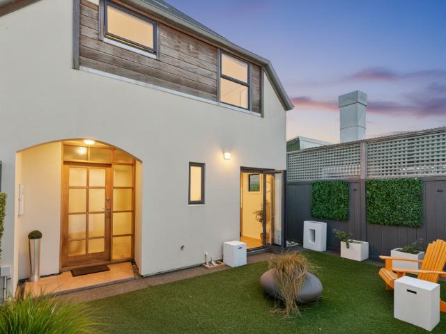 2D Hatton Street, Karori