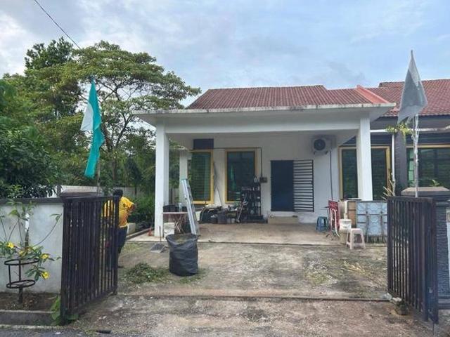 2km fr Teluk Kalong Kemaman Industrial Area TATI UC Semi D For Sale