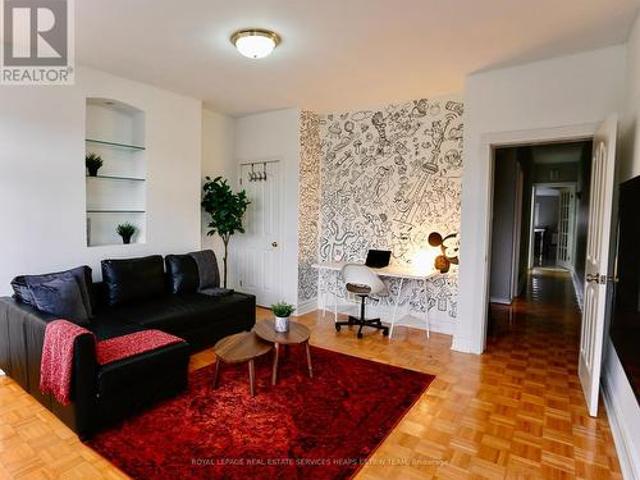 2Nd/3Rd 12 Foxley Street N, Toronto, ON, M6J 1R1 house for lease | Listing ID C13574 | Royal LePage