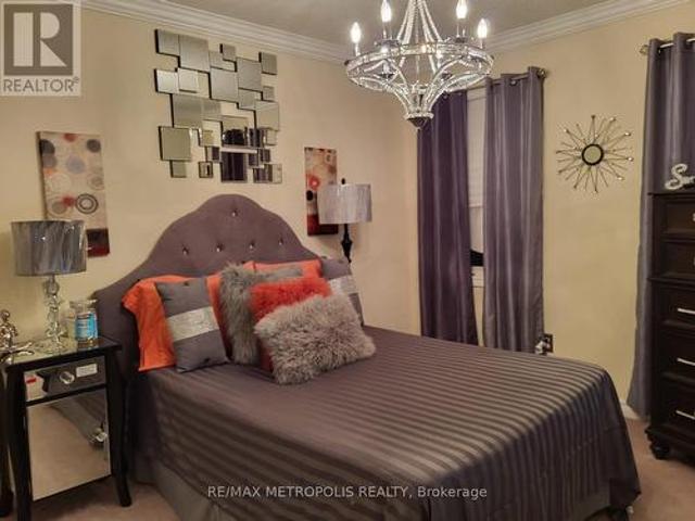 2Nd Bedroom 2757 William Jackson Drive, Pickering, ON, L1X 0C1 house for lease | Listing ID E13593 | Royal LePage