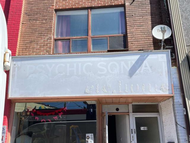 2nd Floor 1460 Dundas Street W, Toronto | 3Beds/1Bath, Townhouse, $2,550/mo | Condos. Ca
