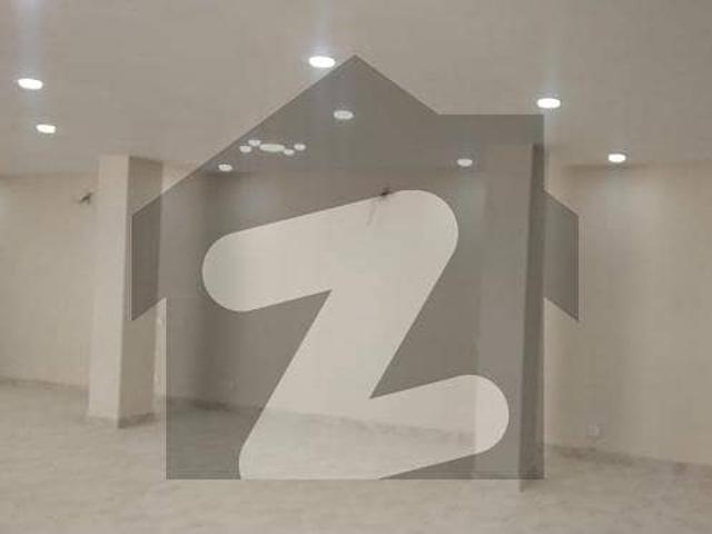 2nd Floor 1500 Square Feet Office For Rent In Blue Area