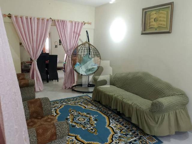 2nd FLOOR 150 Feet Road Apposite KFC. Parking. Lift Chance Deal Vip Location Where Market School Hospital Bus Stop Masjid Restaurant Banks At Few Steps Away Not APLICABLE For Loan FLAT FOR SALE