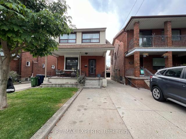 2nd Floor 366 Lauder Avenue in Toronto: Oakwood Village House for lease Toronto C03: MLS®# C13673046