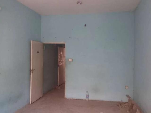 2nd floor 4 rent chhoti family k liyr Karachi Liaquatabad ID 20210
