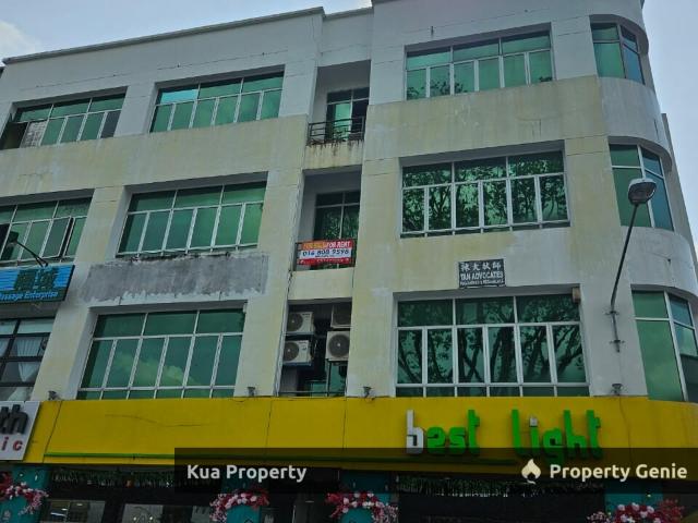 2nd Floor Corner Commercial Shoplot For Rent! Located at Jalan Keretapi, 3rd Mile