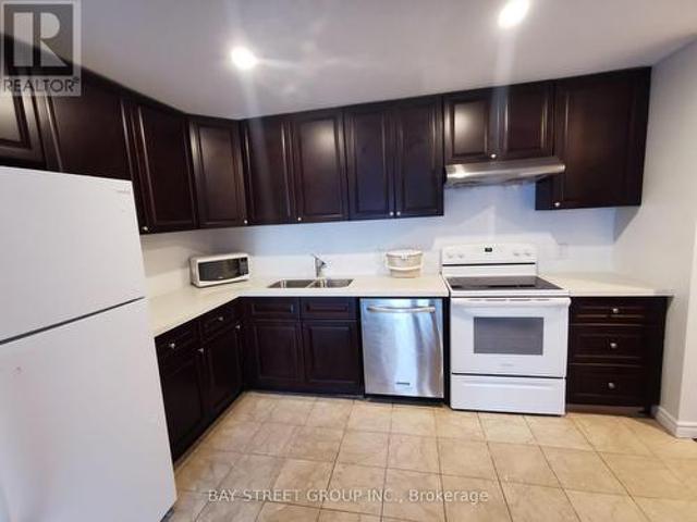 2Nd Flr 1546 Jane Street, Toronto, ON, M9N 2R5 house for lease | Listing ID W13225 | Royal LePage
