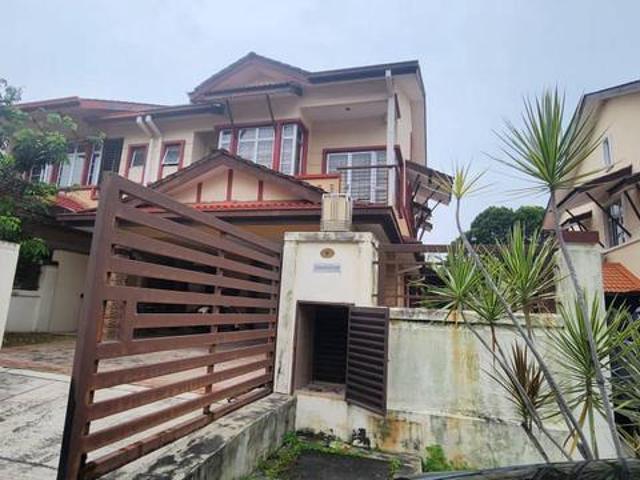 2sty Endlot Denai Alam Renovated unitBehind have extra land