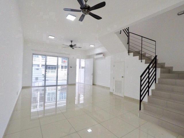 2sty house Ampang Saujana Taman Halaman Ampang Jaya BELOW MARKET PRCE