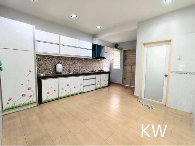 2sty Renovated Well Kept Condition in Kota Kemuning Doritis