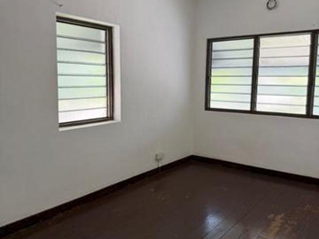 2sty terrace house corner island park jelutong near greenlane