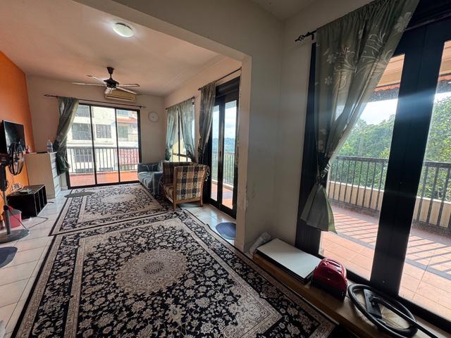 2Storey Duplex Corner unit Armanee Condominium Damansara Damai
