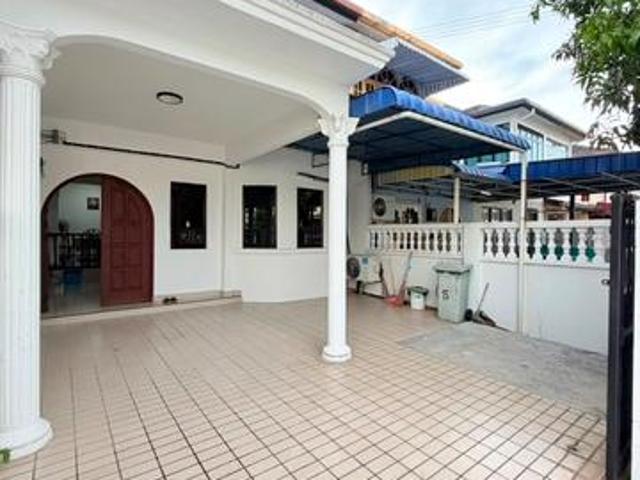 2Storey House With Super Strategic Location Near Pantai Hospital