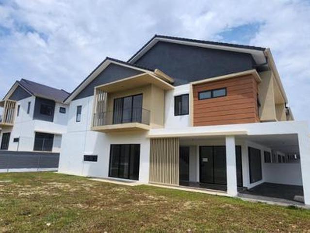 2Storey Superlink Semi Courtyard Tilia Taman Cahaya Alam Shah Alam