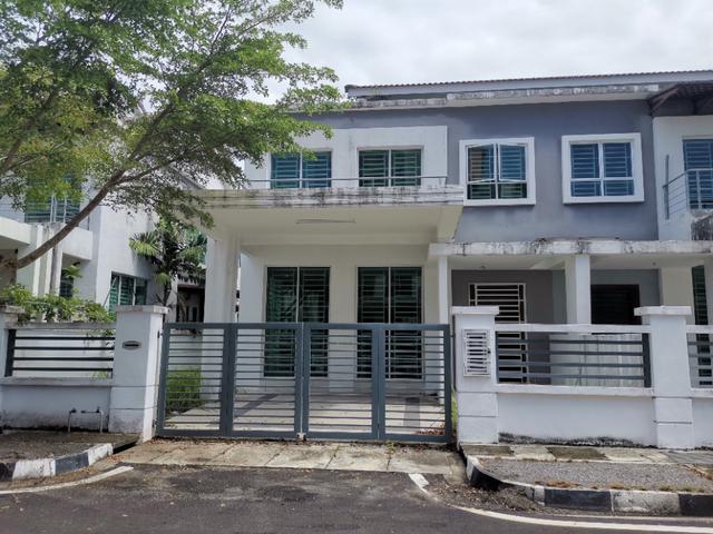 2Storey SemiD at good buy price for grab