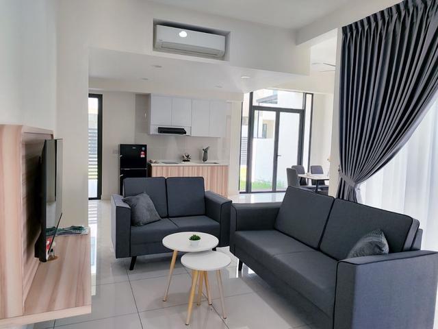 2Storey Terrace Avira Medini Legoland Sunway Big Box near Tuas
