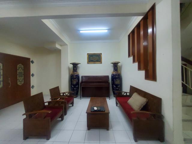 2storey Terraced House End Lot For Sale