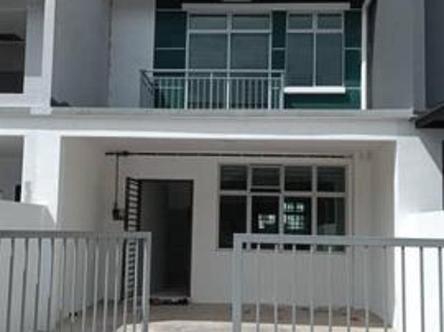 2storey terraced pulai mutiara good in condition near to 2ndlink