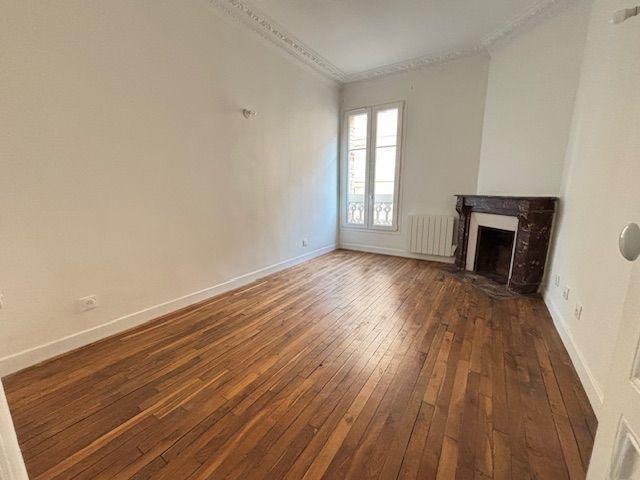 2P 43 M2 273 rue Diderot à VINCENNES