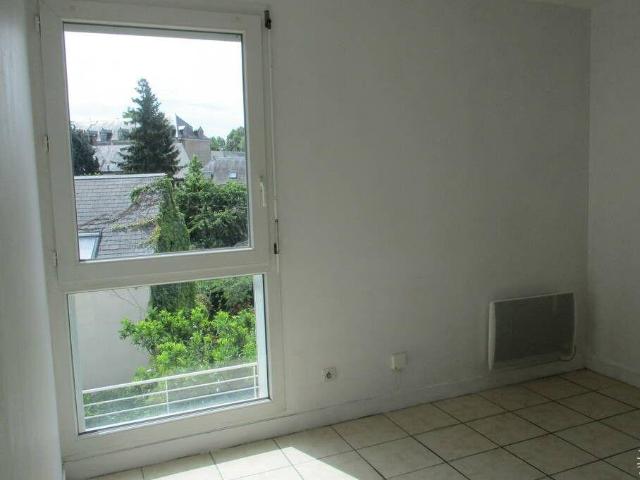 2P 37m² calme et refait à neuf, avec balcon