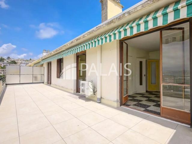 2P TOIT TERRASSE EXCEPTIONNEL