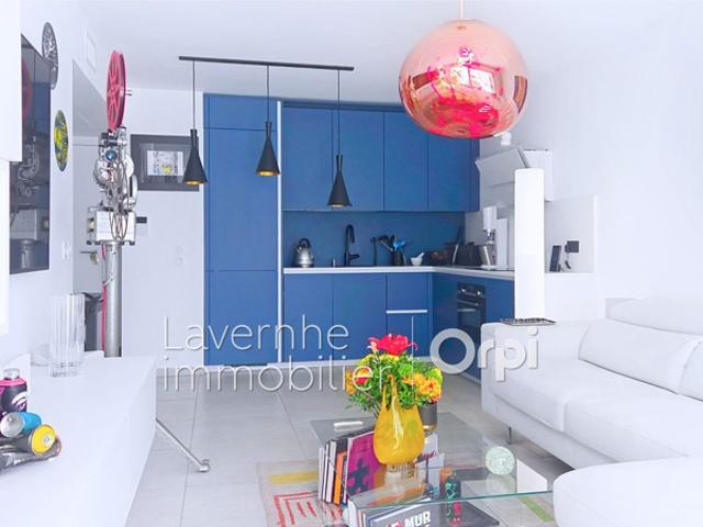 2P Hyper Centre Juan Les Pins