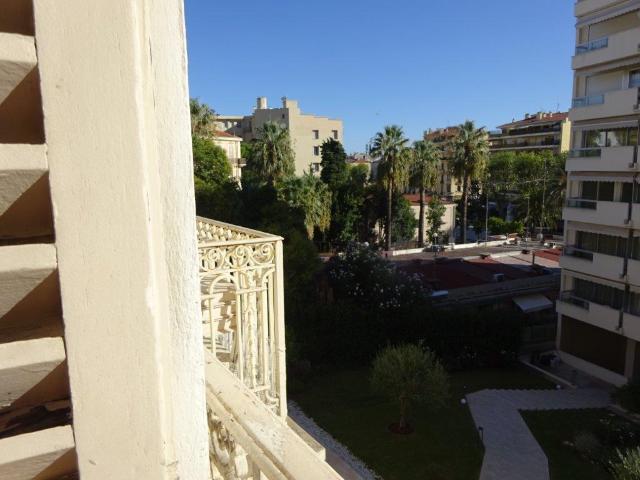 2P Menton centre