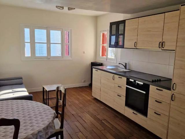 2P meublé 40 m² 5 min RER