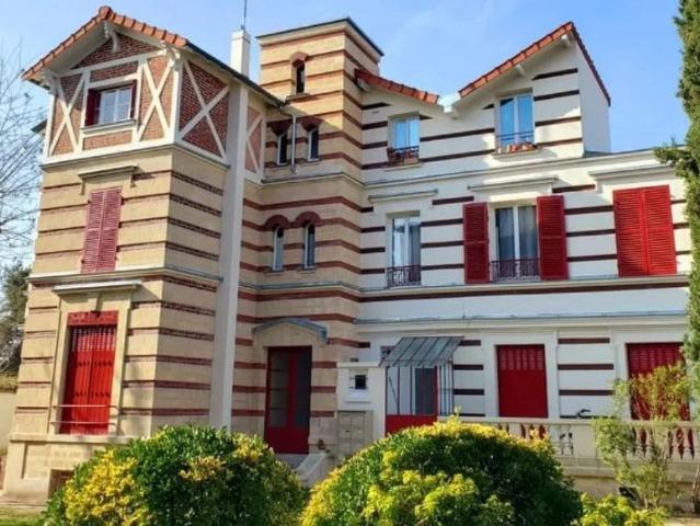 2P meublé 40 m² 5 min RER